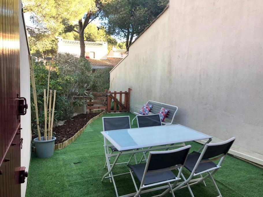 Joli Appartement A Proximite Du Village Naturiste Agde Bagian luar foto